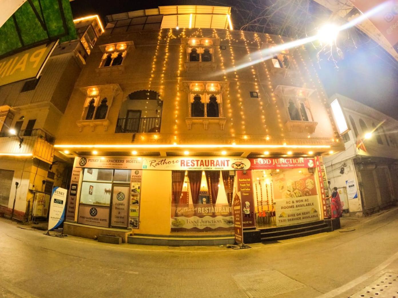 Funky Backpackers Hotel Udaipur Exterior foto